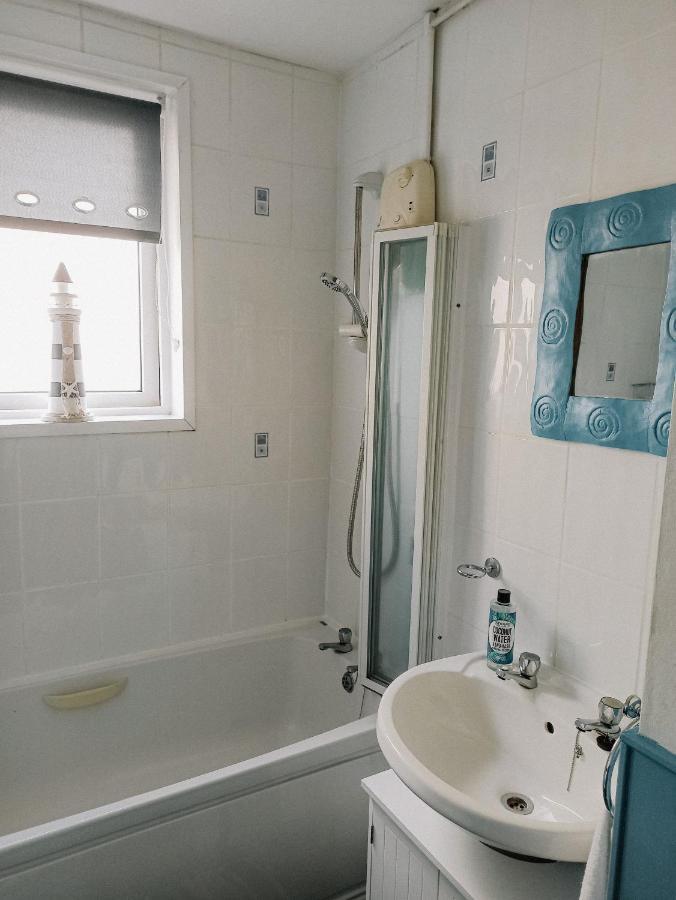 Esplanade Court Apartment With Communal Seasonal Heated Pool Paignton Eksteriør bilde